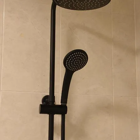 16-free Parking Appartamento Belgrado